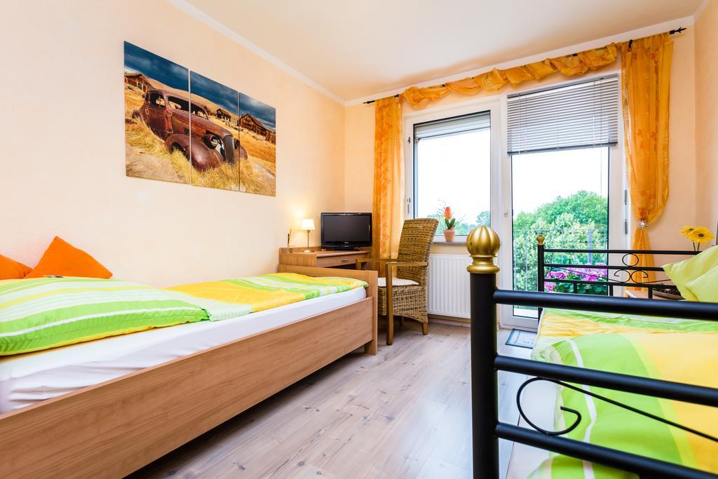 Ferienwohnung Koeln Messenaehe Værelse billede